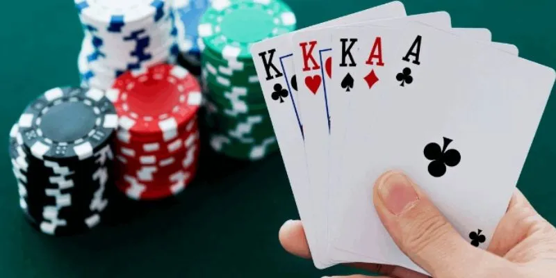 Tổng hợp mẹo chơi bài cào tố với chiến lược thông minh từ cao thủ